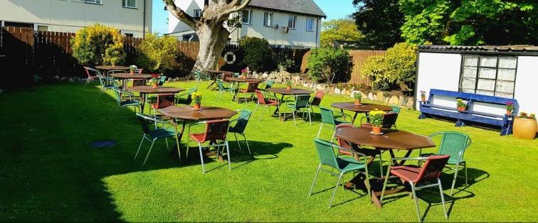 The Ship Inn Holy Island of Lindisfarne 外观 照片