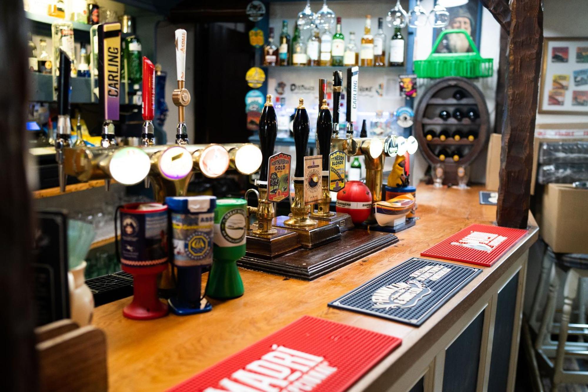 The Ship Inn Holy Island of Lindisfarne 外观 照片
